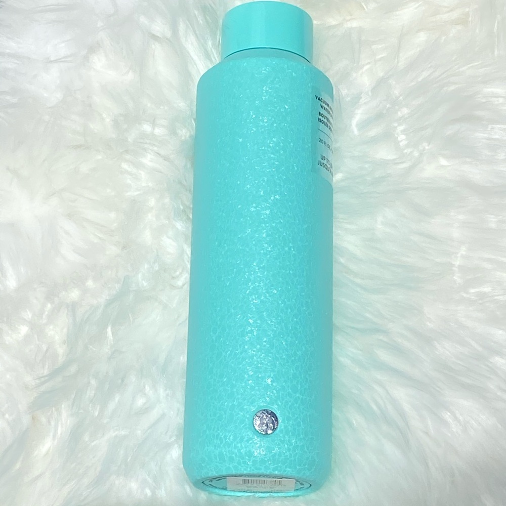 🤍💚💙 NWT Seafoam Tiffany Crystal Bottle 💙💚🤍